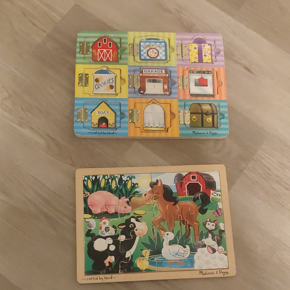 Melissa & Doug Hide and Seek Wooden Activity Board Magnets & 12pc jigsaw Puzzle